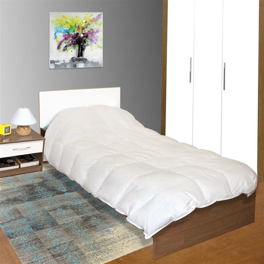 Jorgan me pupla, 880 gr, 250 gsm, 140x220 cm, mbulesa- 100% pambuk, mbushja- 90% pupël gjoks rose klasi 1- 10% pupël